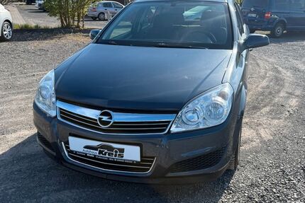 Opel Astra 182.000 km 2.900 &euro; Großenlüder-Müs 36137