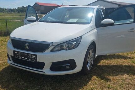 Peugeot 308 54.270 km 12.900 &euro; Querfurt 06268
