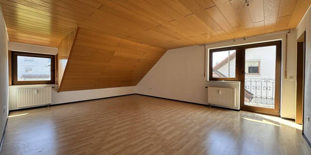 Etagenwohnung Crailsheim - 4 Zimmer, 93 m&sup2;, 800&euro; | Angebot:26694543