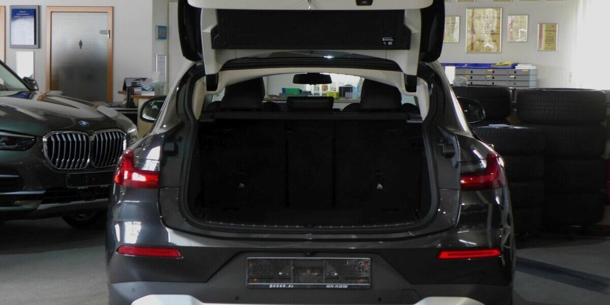 BMW X4 xDr 30d Std.Heiz,Pan-Dach,Echtleder NP:90.000 11.600 km 48.990 &euro; Landshut 84030