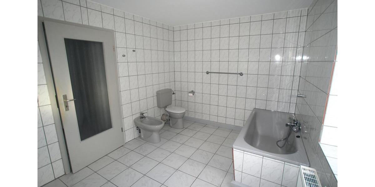 Erdgeschoßwohnung Seibersbach - 3 Zimmer, 90 m&sup2;, 780&euro; | Angebot:26012729