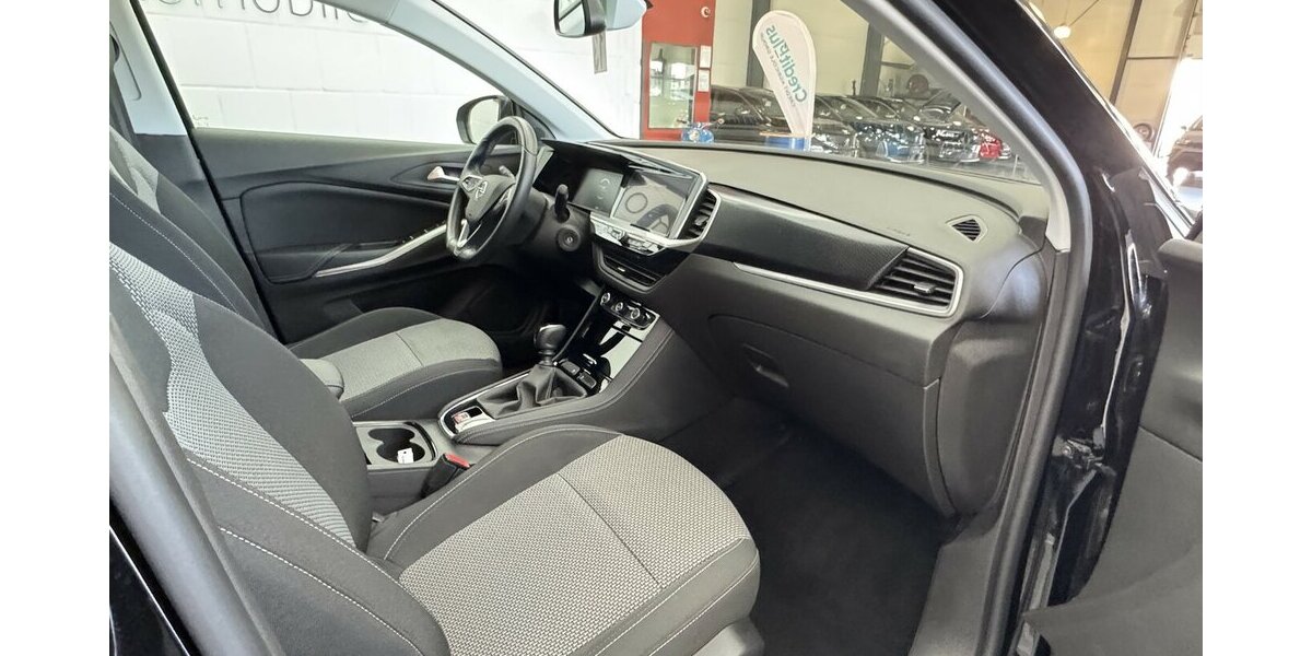 Opel Grandland 1.2 Turbo GS Line CarPlay Cam 31.010 km 16.230 &euro; Lich 35423