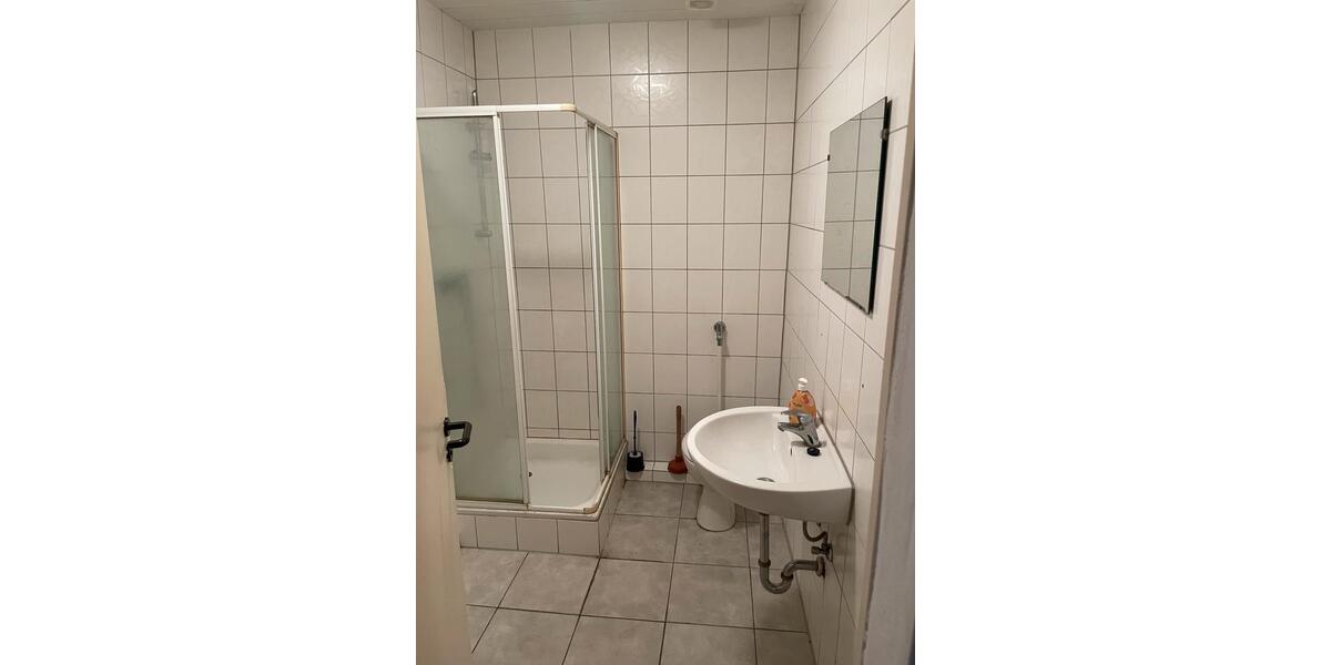 Erdgeschoßwohnung Schwenningen - 1 Zimmer, 15 m&sup2;, 410&euro; | Angebot:26111136