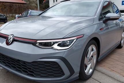 VW Golf 30.500 km 26.350 &euro; Tafertshofen 86498