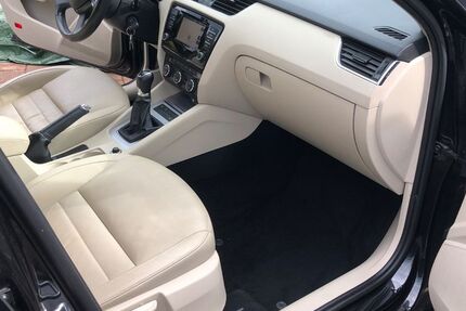 Skoda Octavia 133.500 km 7.700 &euro; Schopfheim 79650