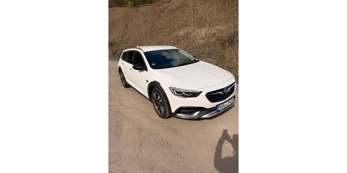 Opel Insignia 58.971 km 16.200 &euro; Sundern 59846