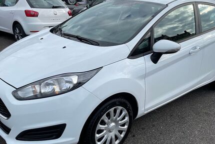 Ford Fiesta 99.000 km 7.300 € Kirkel-Limbach 66459