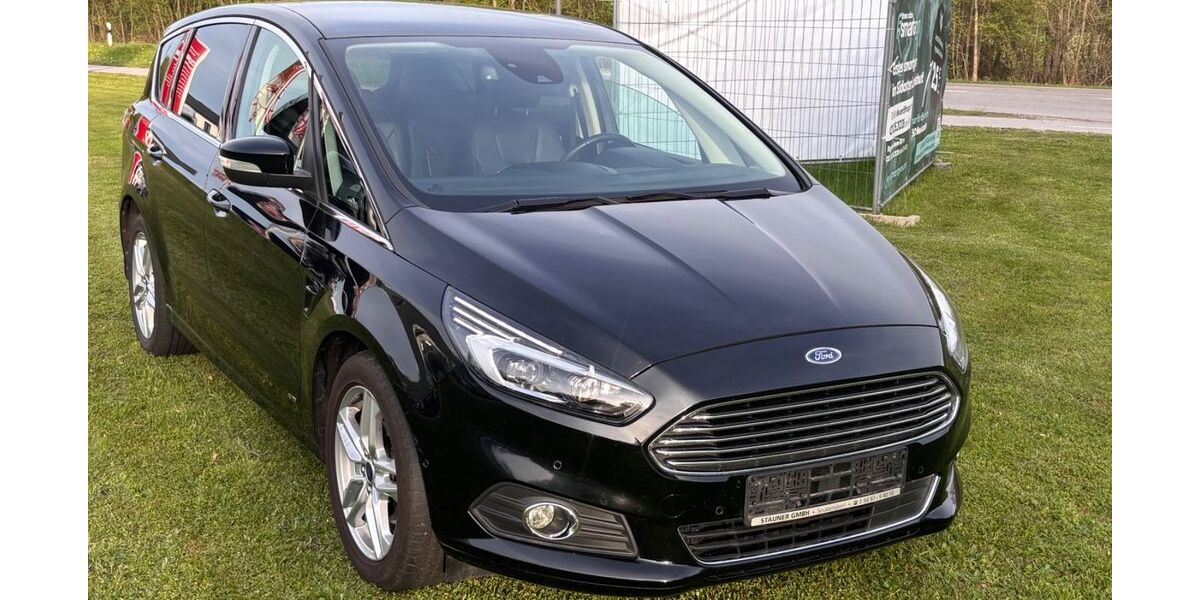 Ford S-Max 95.500 km 19.000 &euro; Landshut 84036