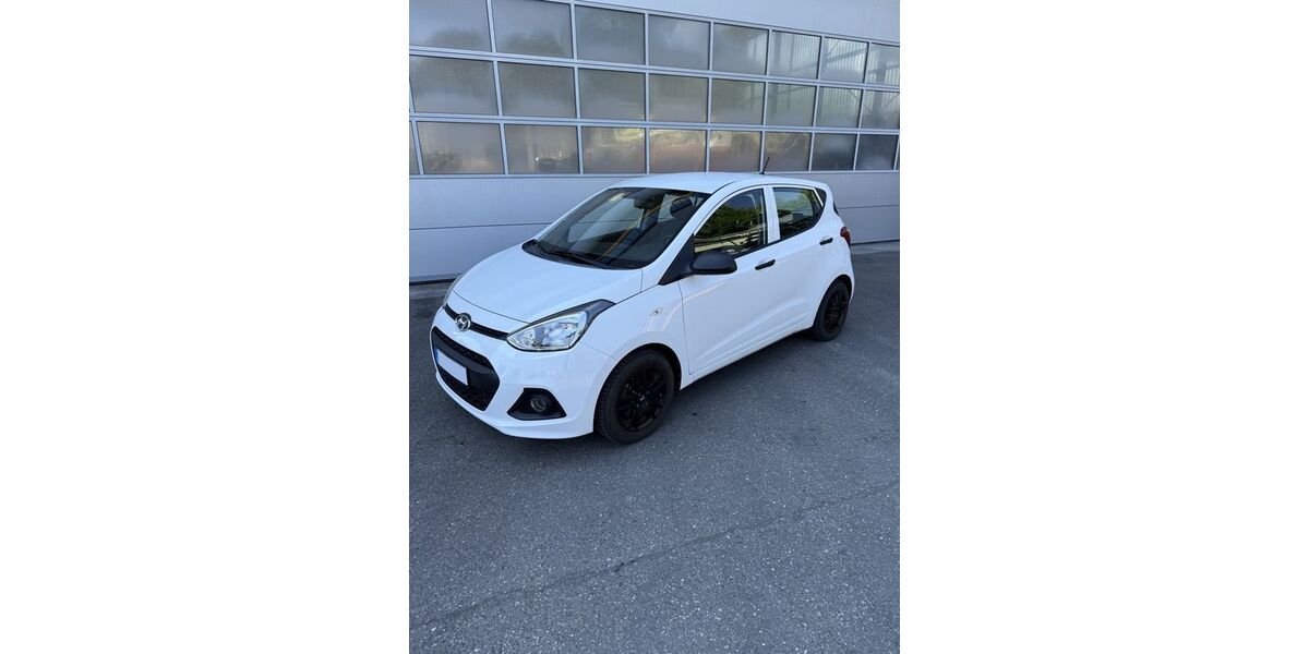 Hyundai i10 58.600 km 7.300 &euro; Aichtal 72631