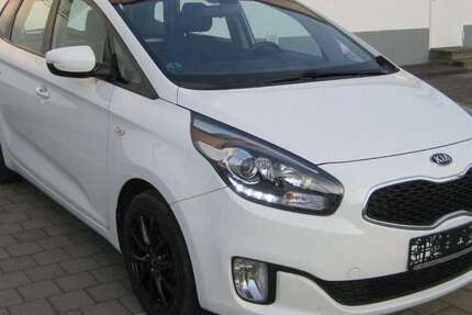 Kia Carens 90.480 km 8.680 &euro; Chemnitz 09125