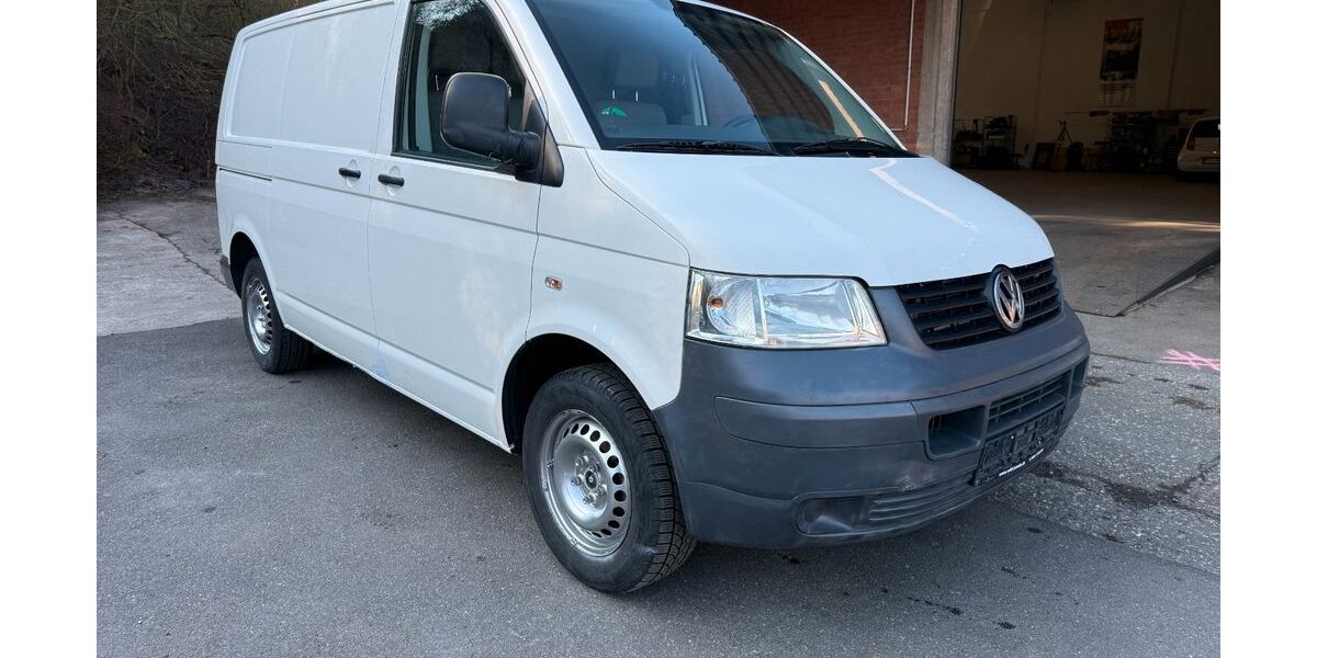VW T5 Transporter 345.000 km 3.990 &euro; Fürth 90768