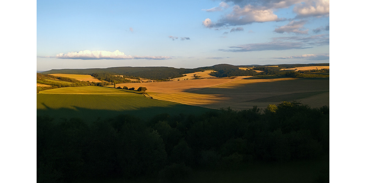 Helle 4-Raum-Wohnung mit Balkon, Naturidylle und Stellplatz – Nähe Erfurt, Weimar & Arnstadt zu vermieten! 4 zimmer