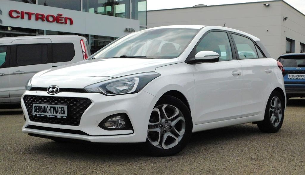 Hyundai i20 66.611 km 12.960 &euro; Sulzbach-Rosenberg 92237