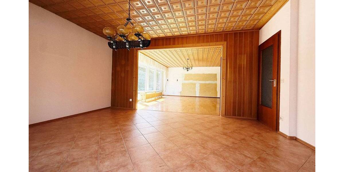 Einfamilienhaus Tuttlingen Nendingen - 6 Zimmer, 199 m&sup2;, 349.000&euro; | Angebot:26343237
