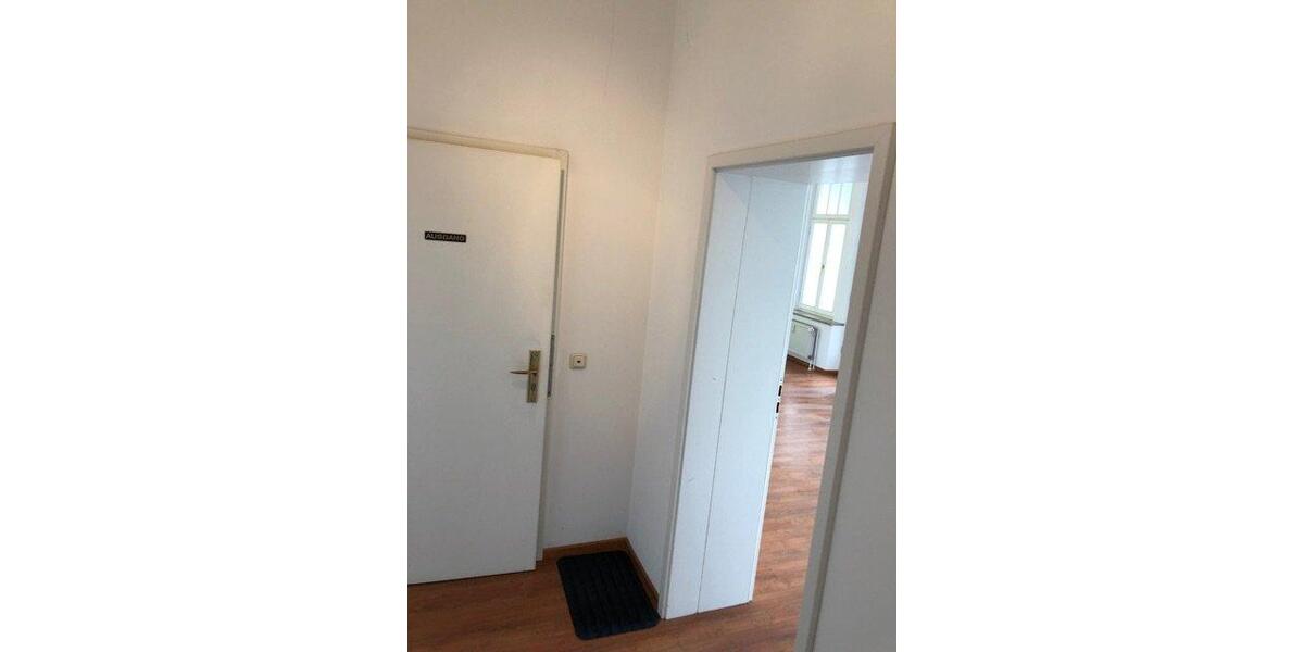 Etagenwohnung Plauen - 2 Zimmer, 68 m&sup2;, 299&euro; | Angebot:26669942