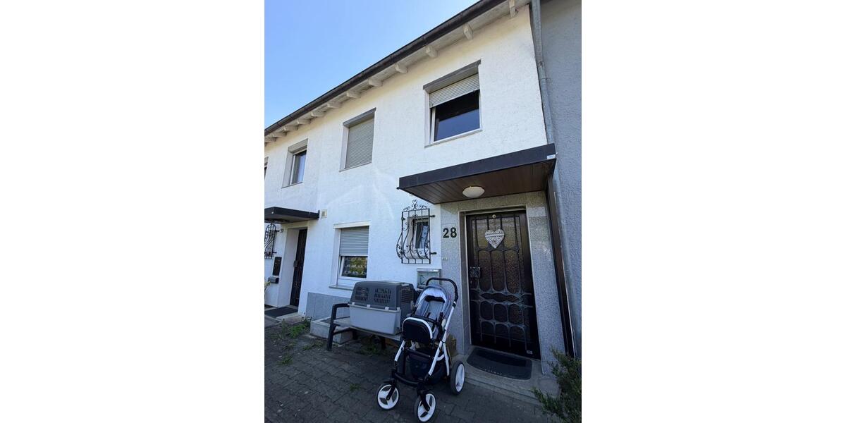 Reihenhaus Reutlingen Orschel-Hagen - 5 Zimmer, 129 m&sup2;, 380.000&euro; | Angebot:26690204