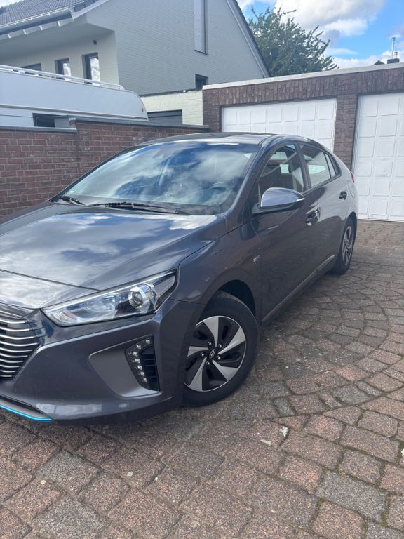 IONIQ