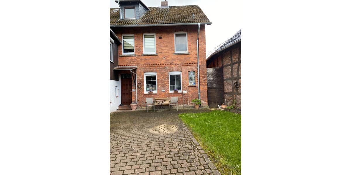 Mehrfamilienhaus, Wohnhaus Salzgitter Ortschaft Südost - 8 Zimmer, 240 m&sup2;, 299.000&euro; | Angebot:26720505