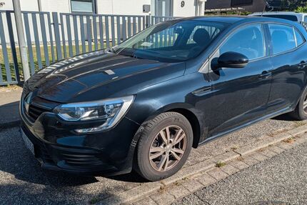 Renault Megane 89.787 km 6.499 € Barsbüttel 22885
