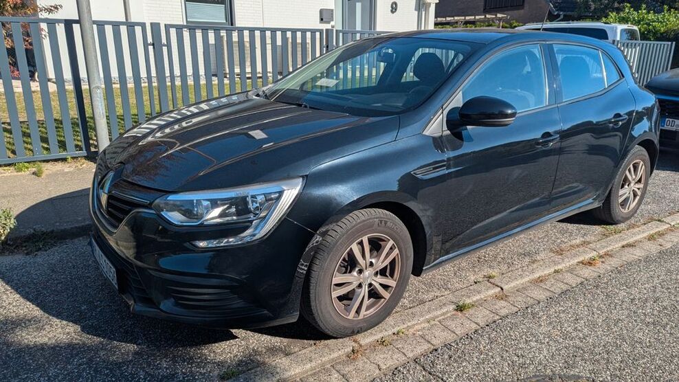 Renault Megane 89.787 km 6.499 € Barsbüttel 22885