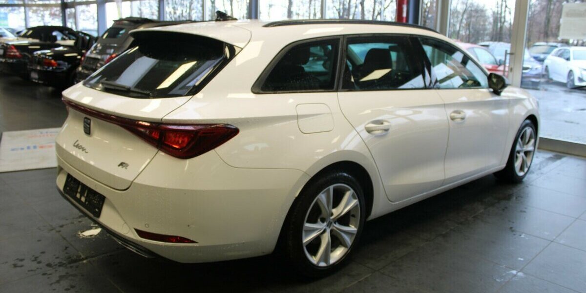 Seat Leon Sportstourer 1.5 eTSI ACT OPF DSG FR 82.810 km 17.980 &euro; Euskirchen 53881