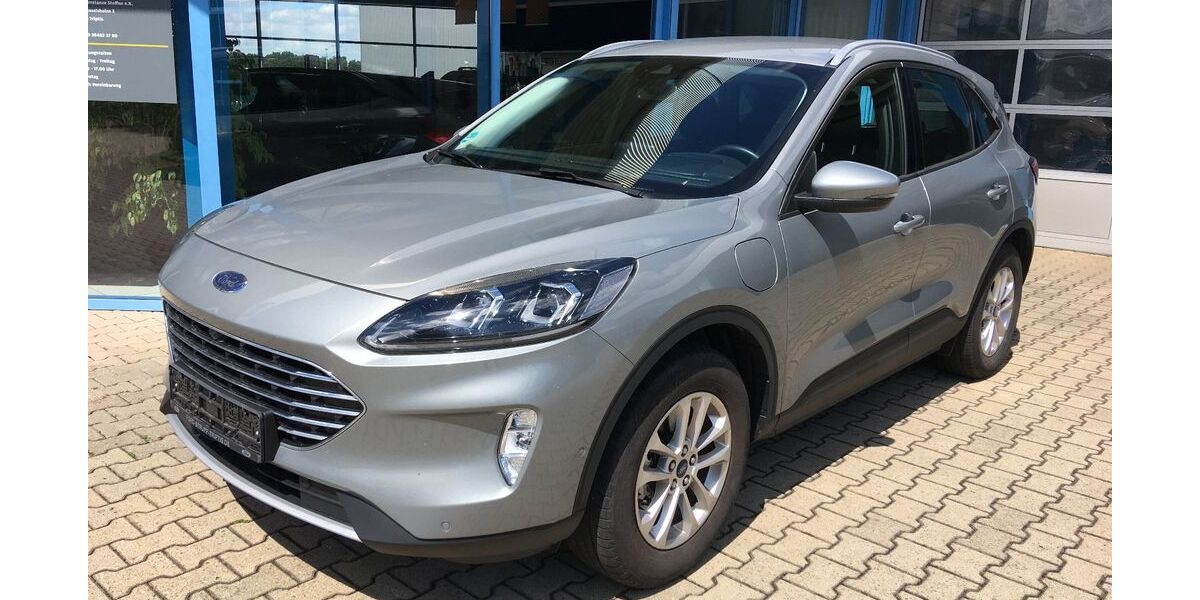 Ford Kuga 29.800 km 26.450 &euro; Triptis 07819