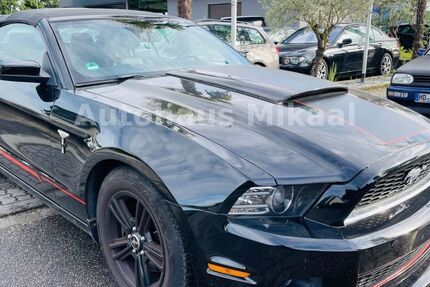 Ford Mustang 125.000 km 14.999 &euro; Ketsch 68775