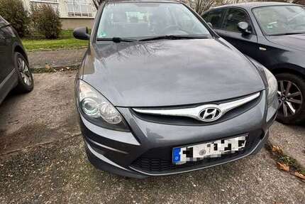Hyundai i30 300.000 km 2.000 &euro; Frankfurt 60529