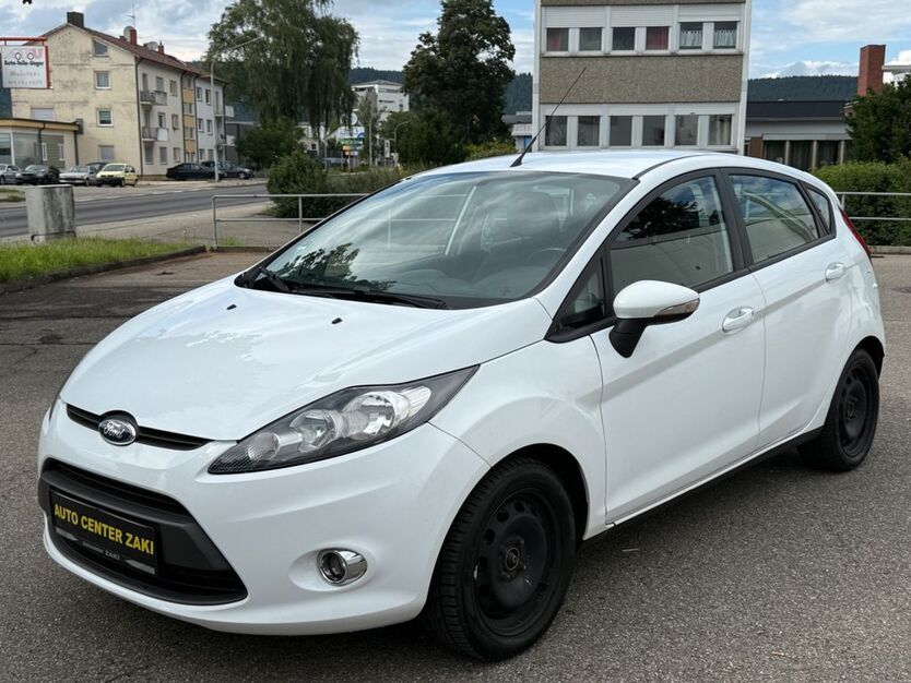 Ford Fiesta 157.391 km 3.950 € Tuttlingen 78532
