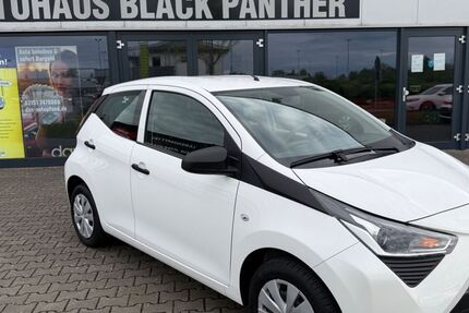 Toyota Aygo (X) 34.000 km 8.700 &euro; Tönisvorst 47918