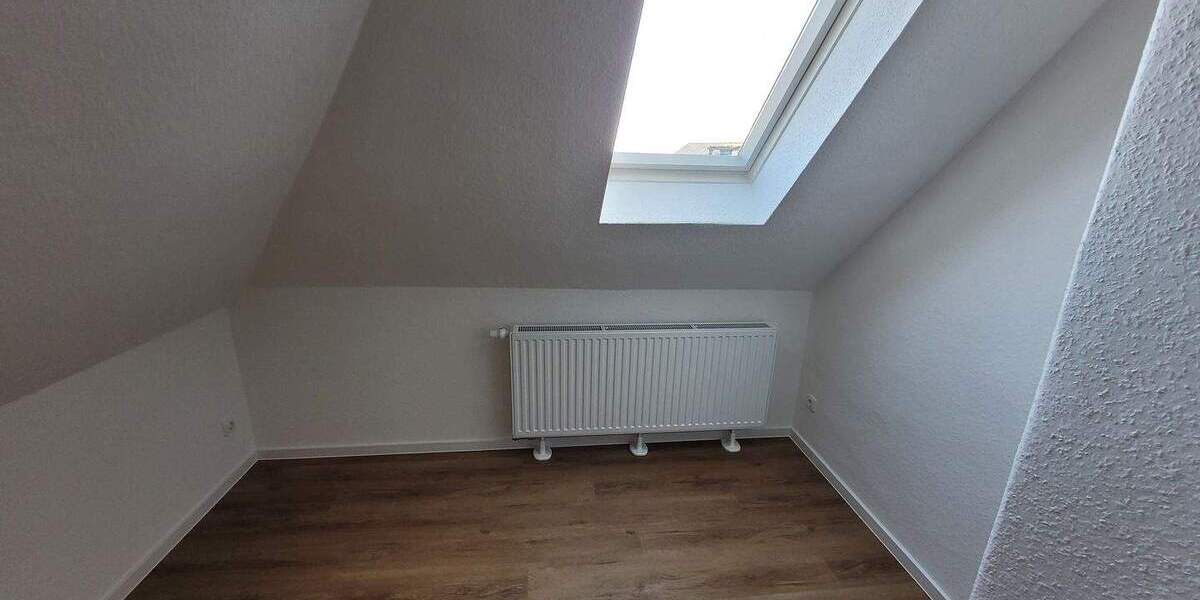 Etagenwohnung Heidenau Mügeln - 3 Zimmer, 96 m&sup2;, 812&euro; | Angebot:25668954