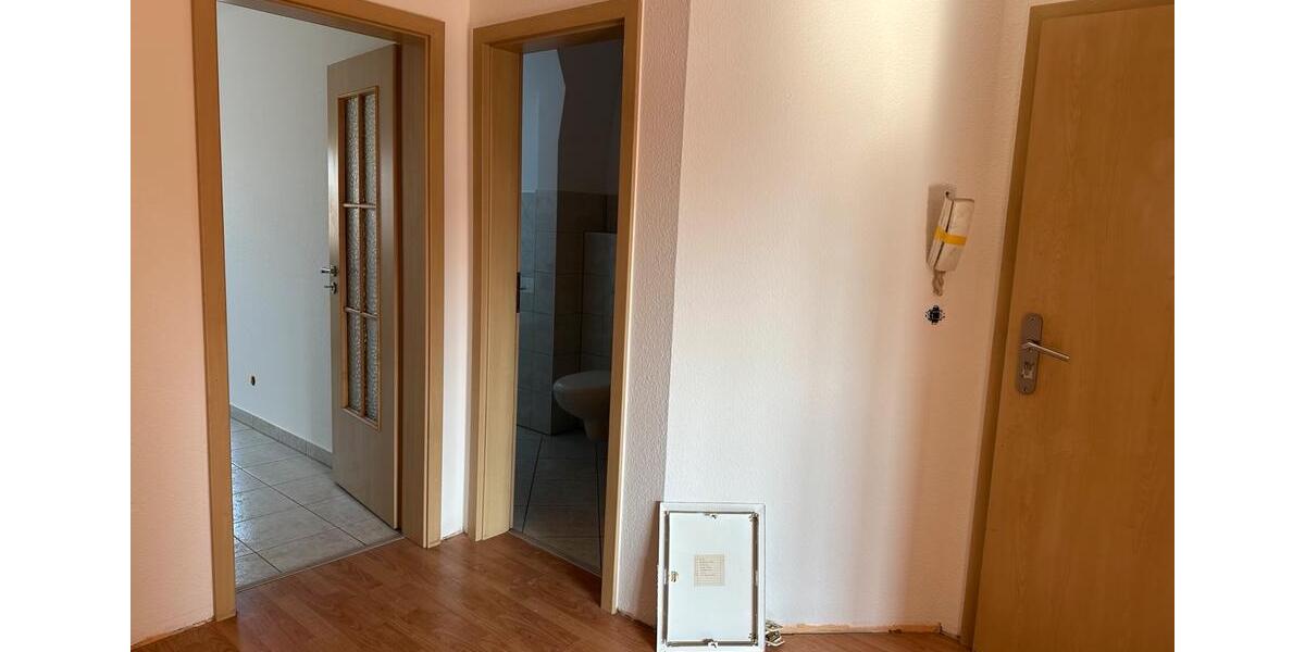 Etagenwohnung Am Ettersberg - 8 Zimmer, 250 m&sup2;, 4.500&euro; | Angebot:24873686
