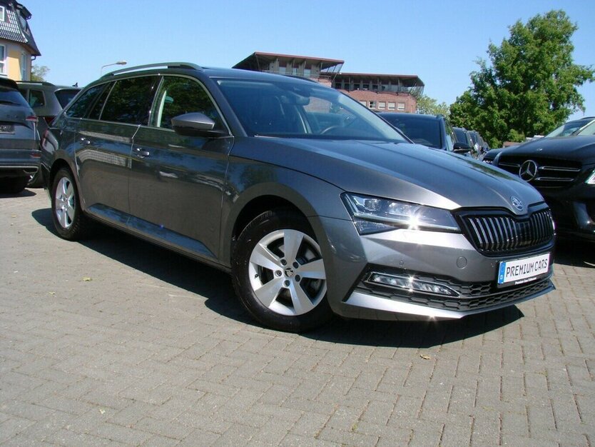 Superb 2.0TDI Style Pano ACC Columbus Standheizung