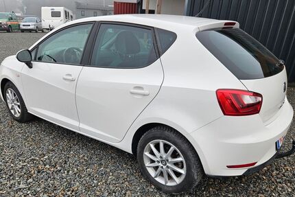 Seat Ibiza 61.000 km 9.690 &euro; Parkstein 92711
