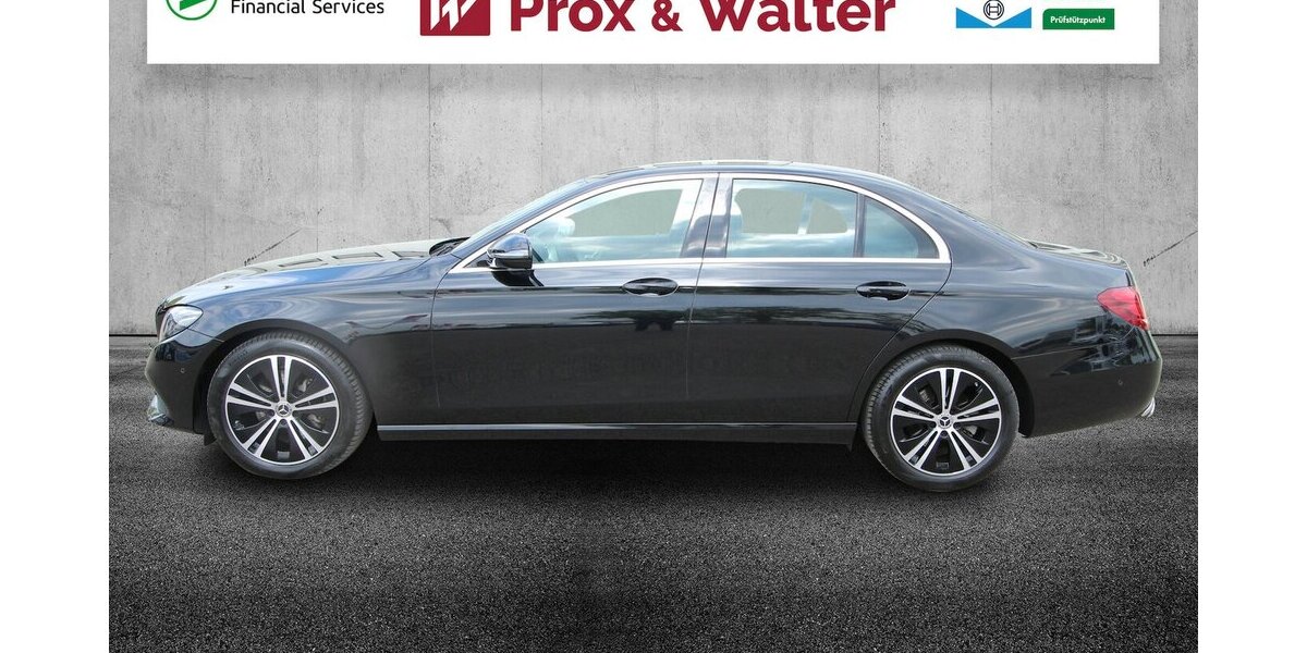 Mercedes-Benz E 220 d Avantgarde NAVI+LED+KAMERA+STANDHEIZUNG 29.693 km 38.500 &euro; Hagenow 19230