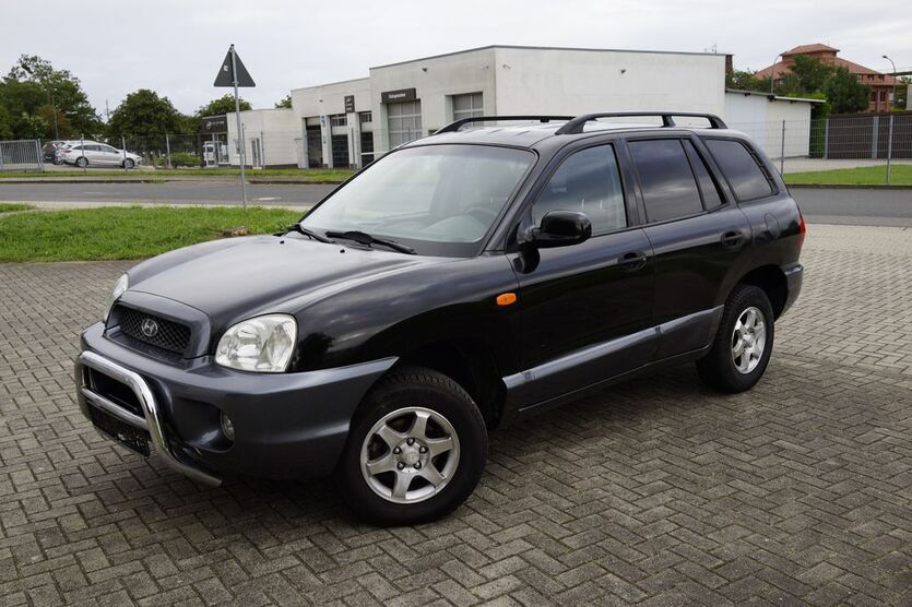Hyundai SANTA FE 238.400 km 2.499 € Bitterfeld 06749