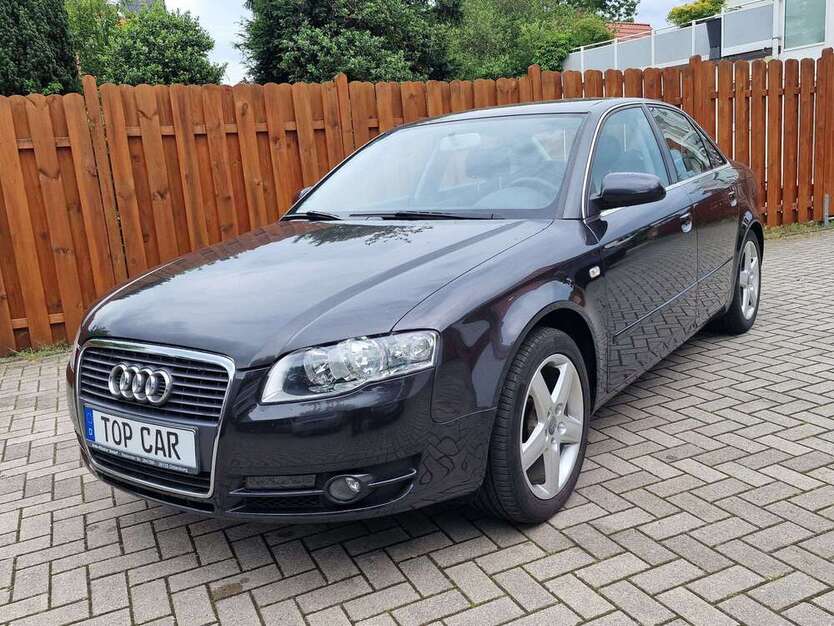 Audi A4 129.541 km 6.300 € Oldenburg 26129