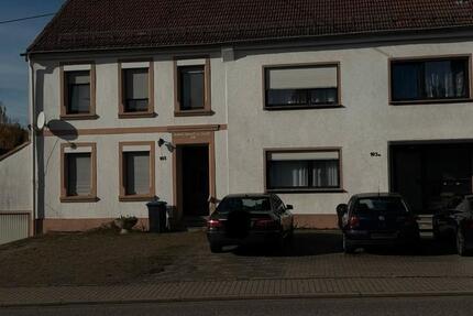 2 Häuser3 Wohneinheiten in St. WendelUrweiler 13 zimmer