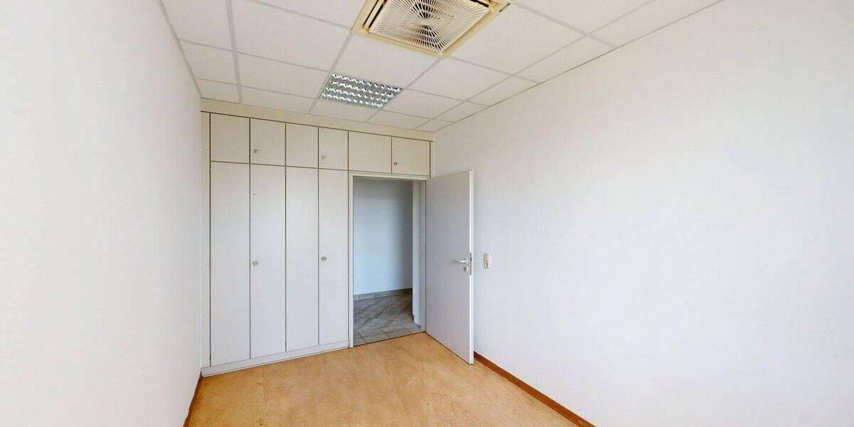 Gewerbeobjekt Seddiner See Neuseddin - 4 Zimmer, 150 m&sup2;, 1.875&euro; | Angebot:25971787