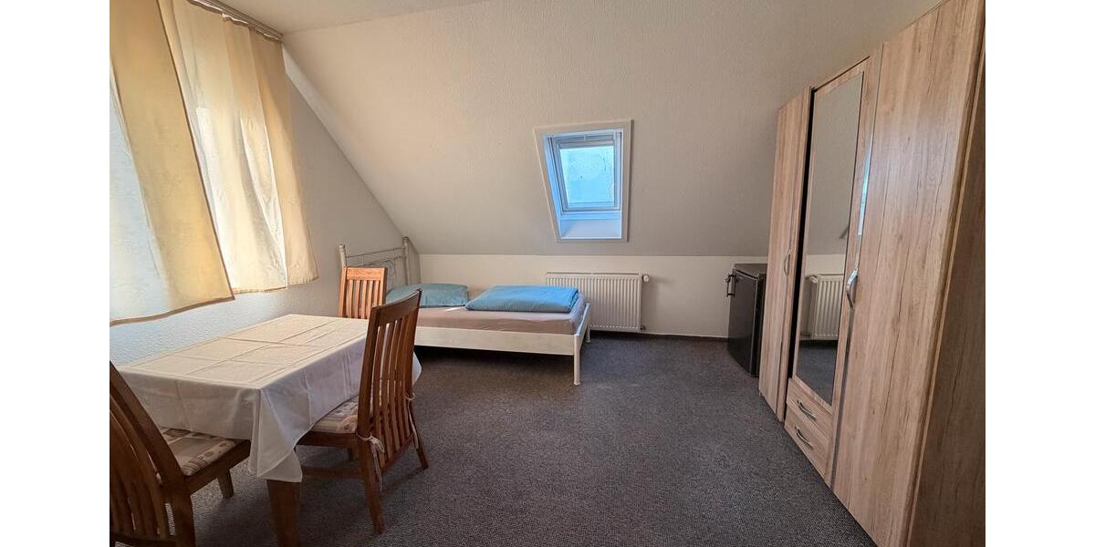 Mietwohnungen Zimmervermietung❗️free wifi ❗️Strom inklusive 3 zimmer