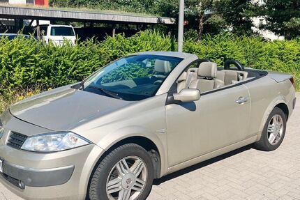Renault Megane 164.000 km 2.700 &euro; Hamburg 22419