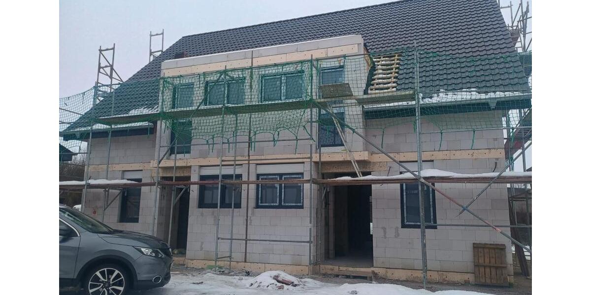 Doppelhaushälfte Kirchlengern - 5.5 Zimmer, 143 m&sup2;, 1.690&euro; | Angebot:25355802