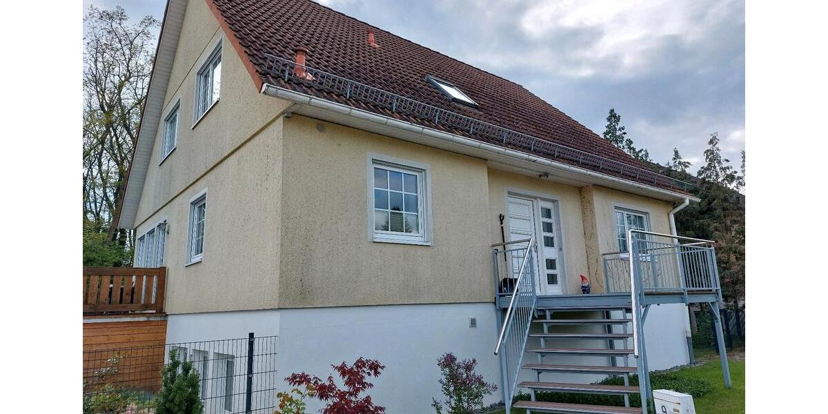Weihnachtsangbot! Einfamilienhaus mit Einliegerwohnung und Garage 9 zimmer