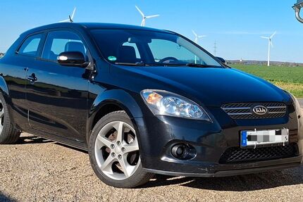 Kia pro ceed / ProCeed 170.500 km 1.980 &euro; Krefeld 47803