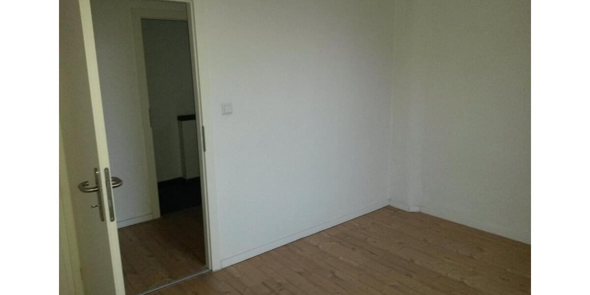 Etagenwohnung Schwerte - 3 Zimmer, 63 m&sup2;, 450&euro; | Angebot:24943800