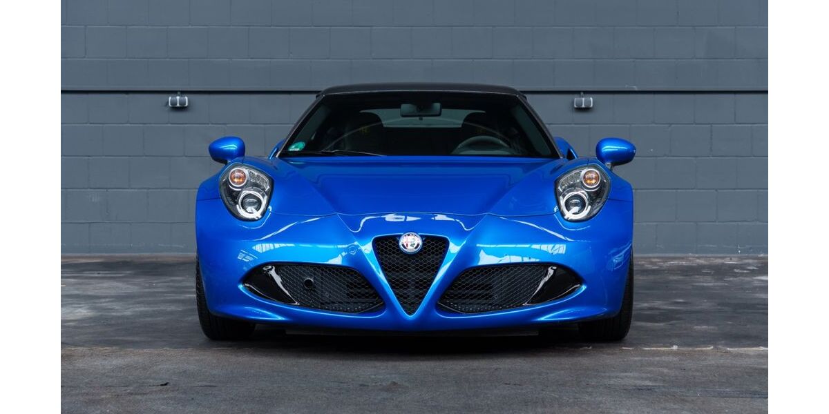 Alfa Romeo 4C 11.058 km 139.999 &euro; Butzbach 35510