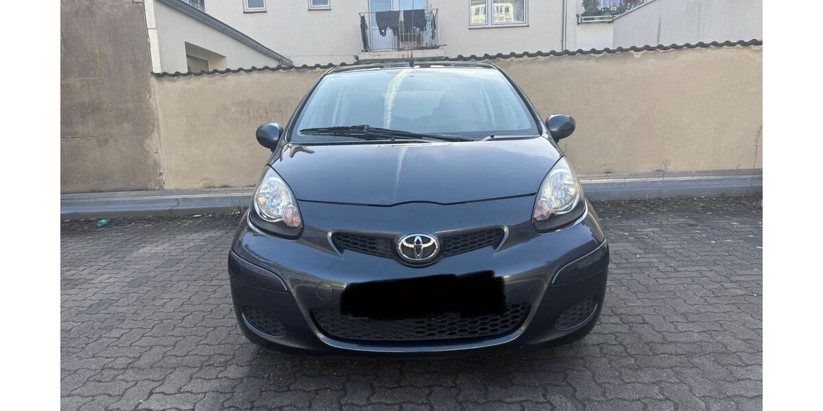 Toyota Aygo (X) 128.336 km 1.650 &euro; Hannover 30169