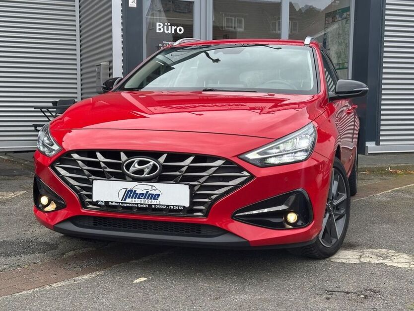 i30
