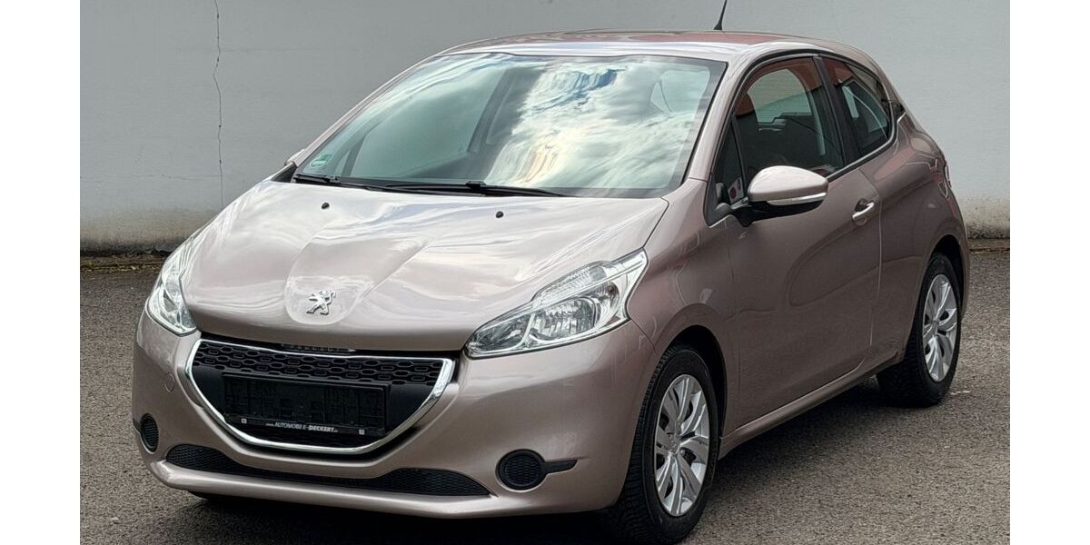 Peugeot 208 125.000 km 3.799 &euro; Völklingen 66333