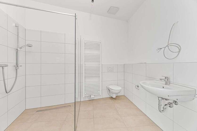 Wohnung zum Kaufen in Neckartenzlingen 190.000 € 82 m²